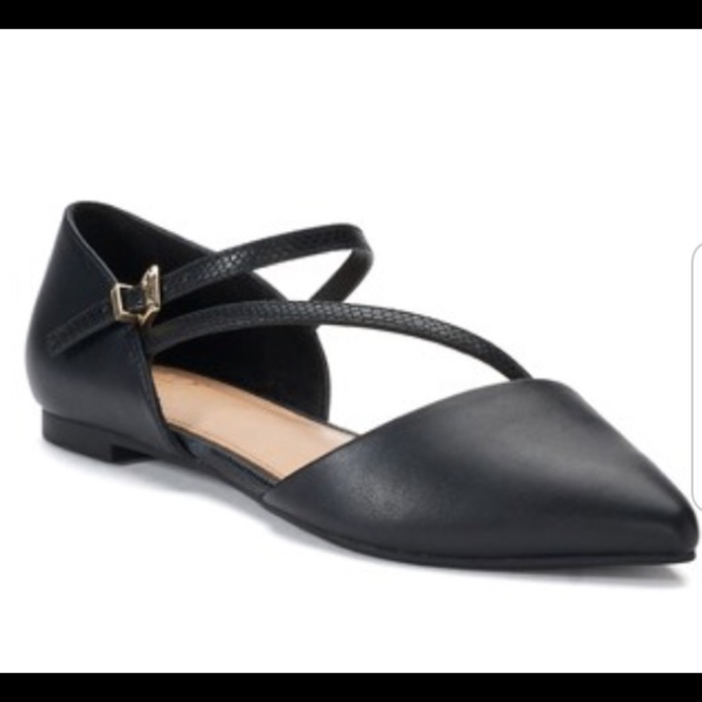 Apt 9. Pointed toe Flats